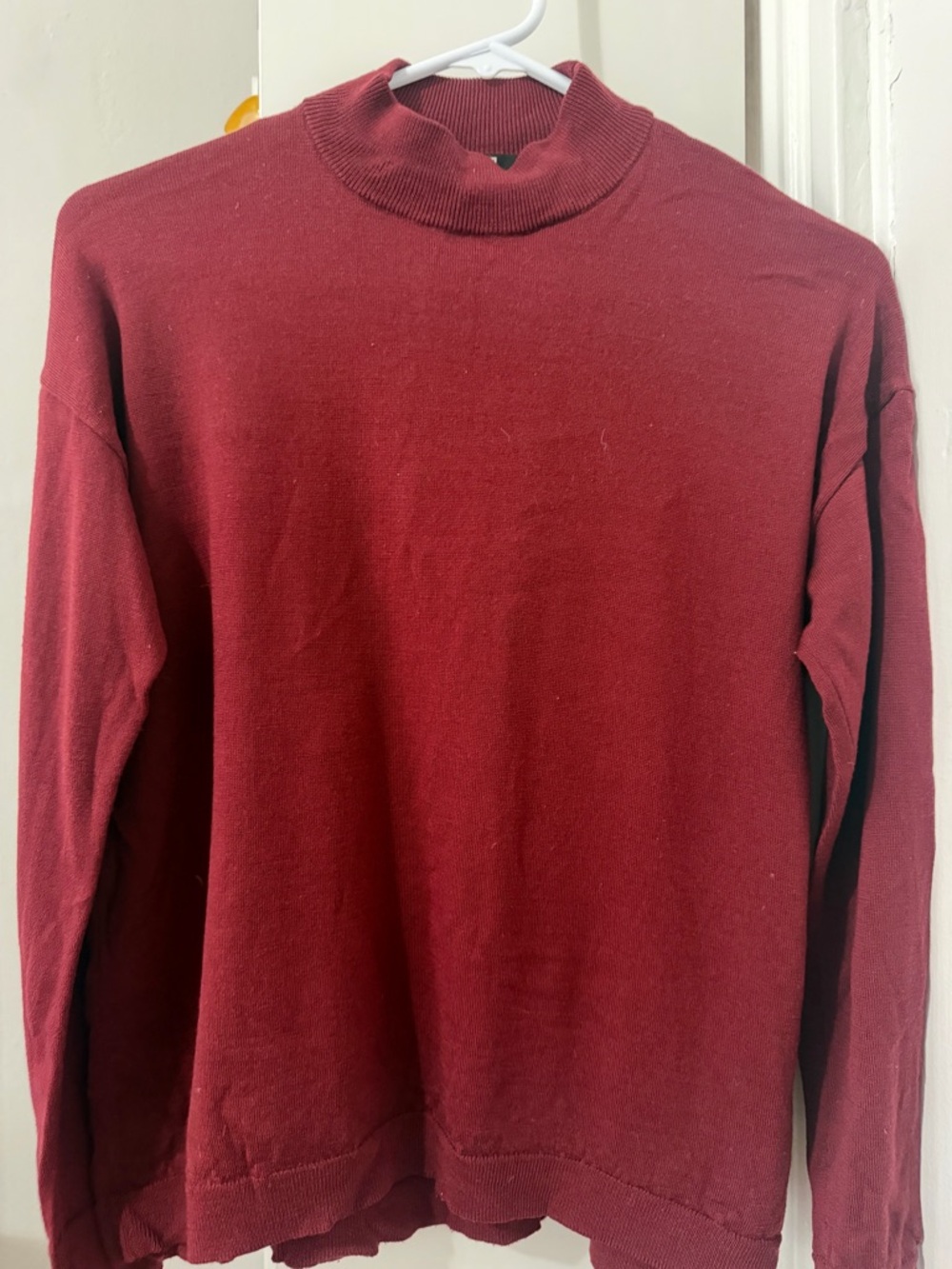 Uniqlo Women's Burgundy Turtleneck Sweater